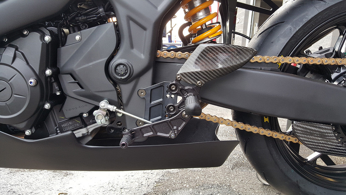 Verstellbare Fußrastenanlage Graves R3 2015-2023 RSY-15R3-KAF