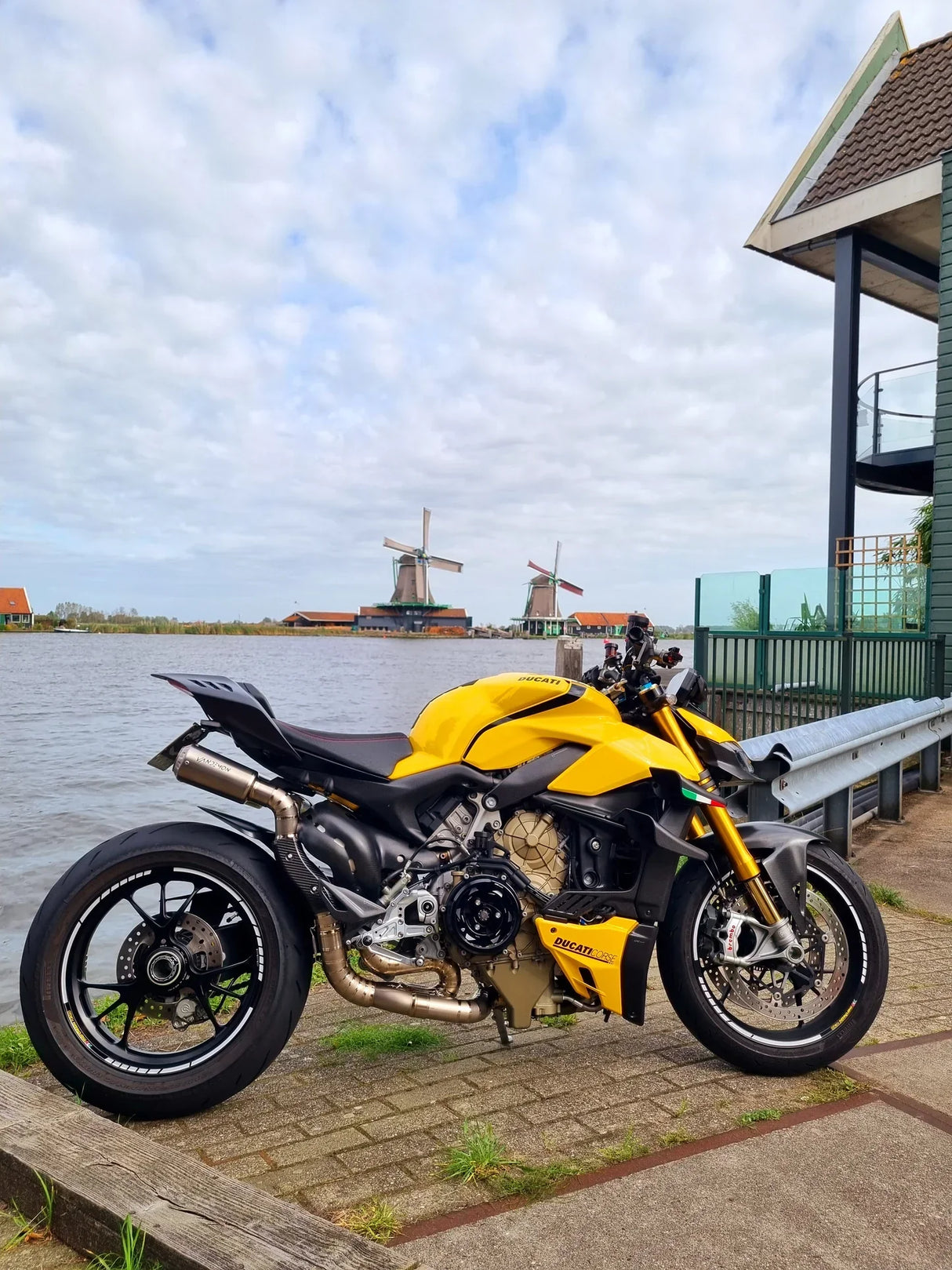 Vandemon Ducati Panigale & Streetfighter V4 Titanium High Mount 3/4 Slip-On 2018-22 DUCV4SFTIMUFHMA VA-120