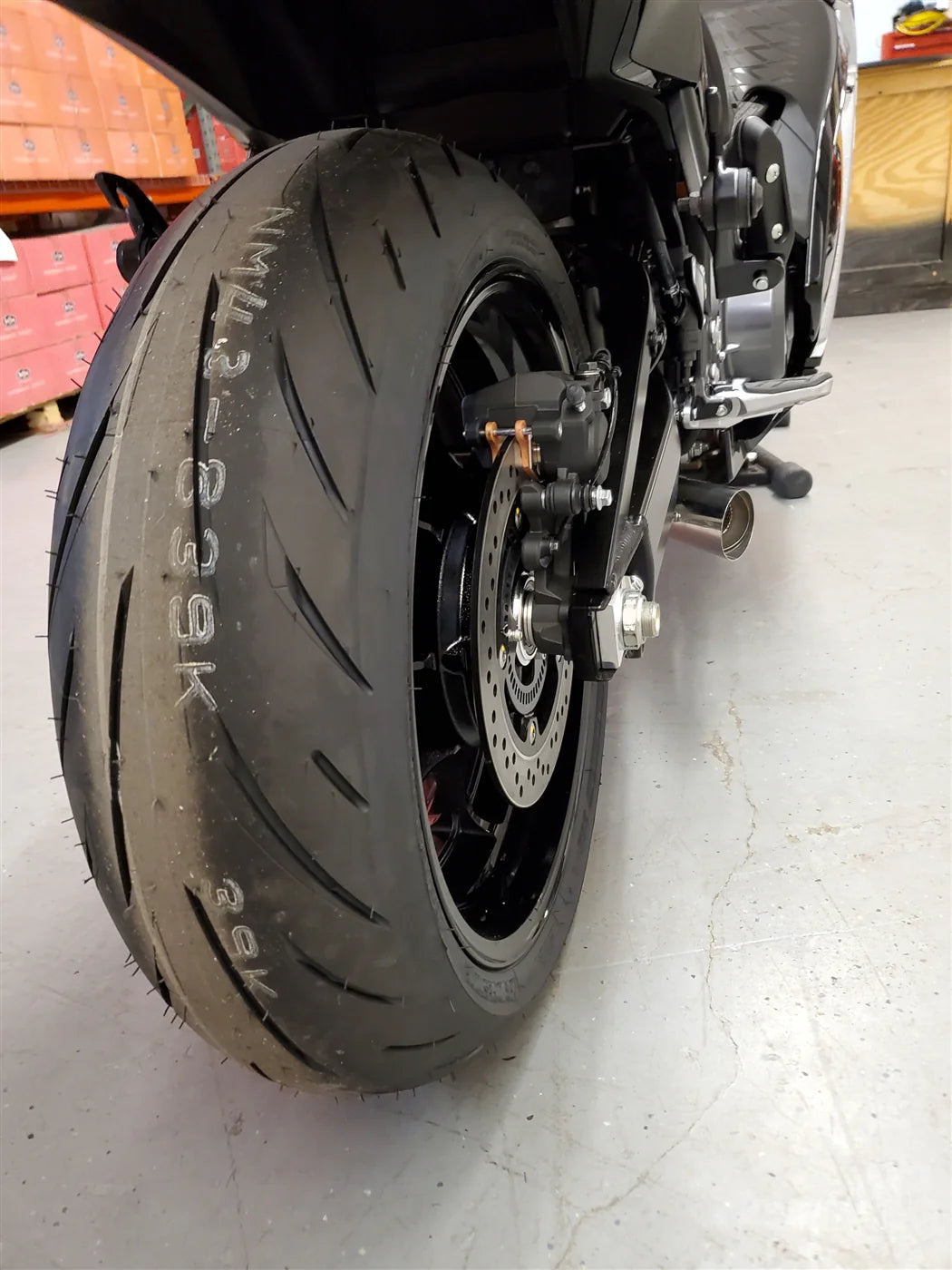 Voodoo Shorty Auspuff, schwarzer Auspuff, Doppel-Slip-On, Hayabusa 22-24 G3, VEBUSAM2CDB