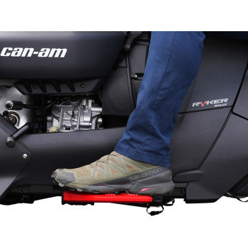 SHOW CHROME Combat Boards - Driver - Red - Ryker '19-'24 41-426RD