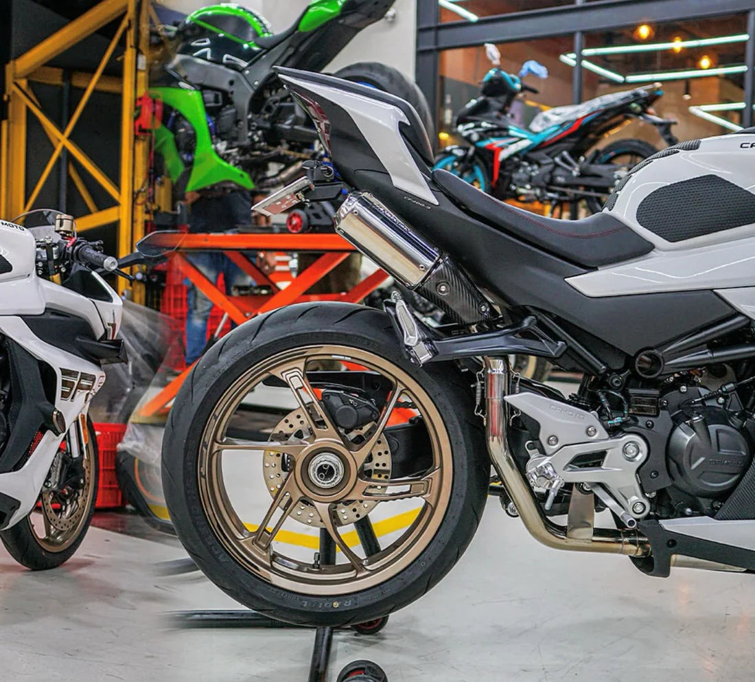 IN STOCK Vandemon CFMOTO single-sided swingarm 450SR-S 2023-2025 Stainless Steel / Titanium High Mount Exhaust System CFMOTO450SRSHMEXHC VA-8