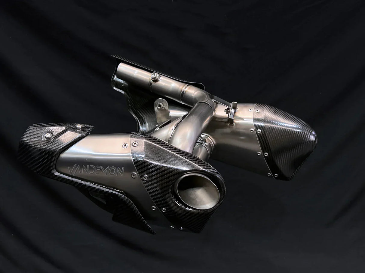 Vandemon Triumph Rocket 3R, GT and Storm Titanium Slip-On Mufflers 2019-2024 TRIUMROCKET3MUFC VA-1