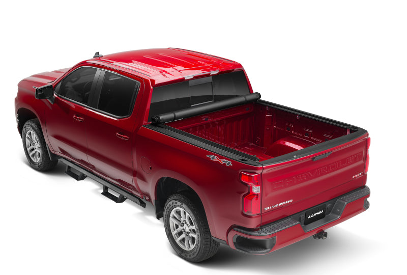 Lund 19-23 Chevrolet Silverado 1500 (5.5ft. Bed) Genesis Roll Up Tonneau Cover - Black 960292