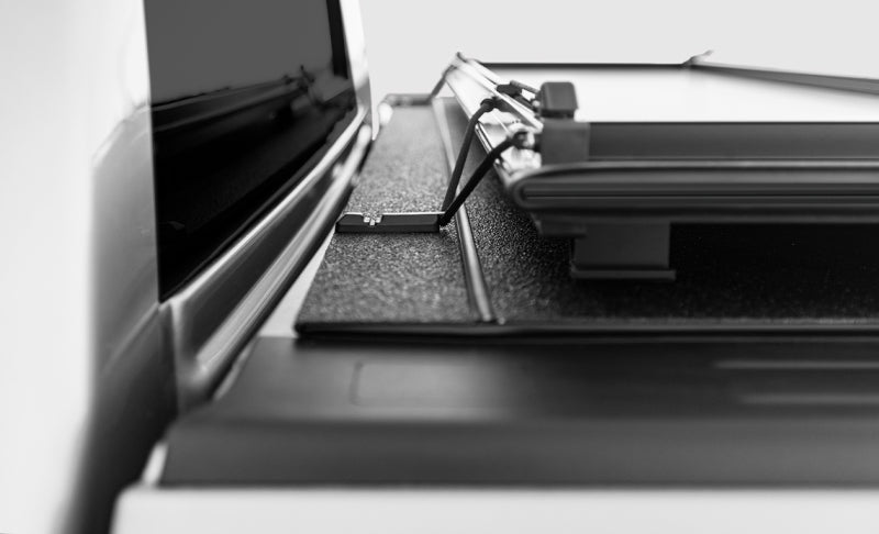 LOMAX Stance Hard Cover 16+ Toyota Tacoma 6ft Box (w/o OEM hard cover) G3050029