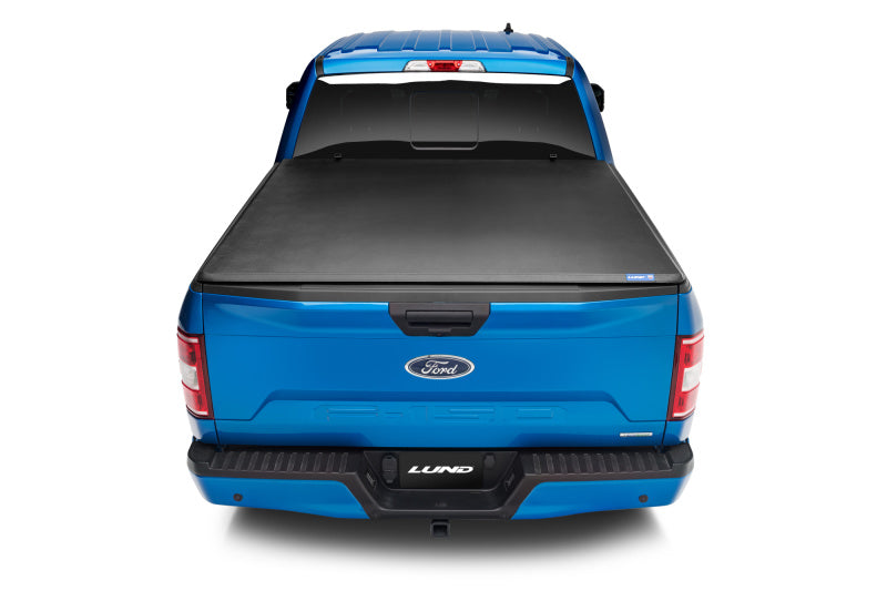 Lund 21+ Ford F-150 (5.5ft. Bed) Genesis Tri-Fold Tonneau Cover - Black 95069