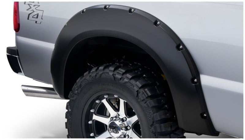 Bushwacker 11-16 Ford F-250 Super Duty Styleside Pocket Style Flares 2pc - Black 20084-02