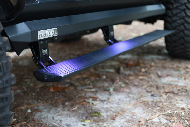 AMP Research 2017-2017 Ford F-250/350/450 SuperCrew PowerStep XL - Black 77235-01A