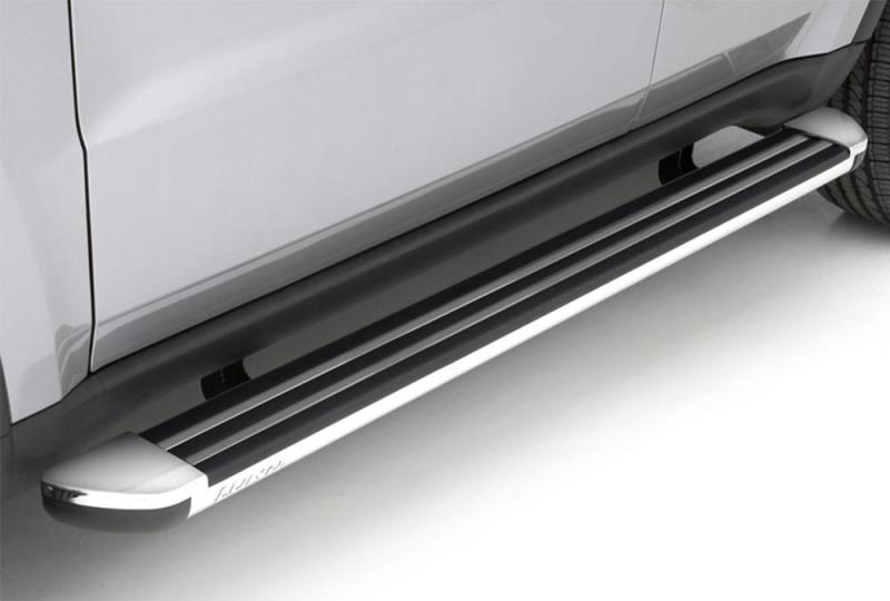 Lund 11-17 Jeep Grand Cherokee Crossroads 70in. Running Board Kit - Chrome 23107096