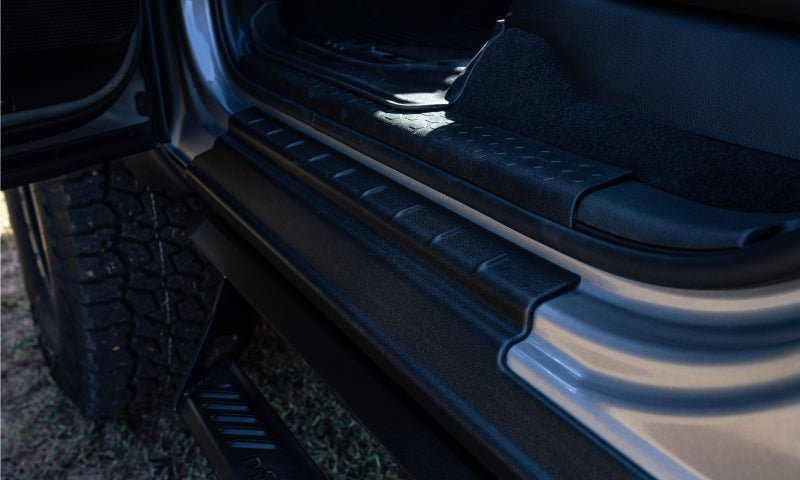 Bushwacker 15-18 Ford F-150 Trail Armor Rocker Panel and Sill Plate Cover - Black 14066
