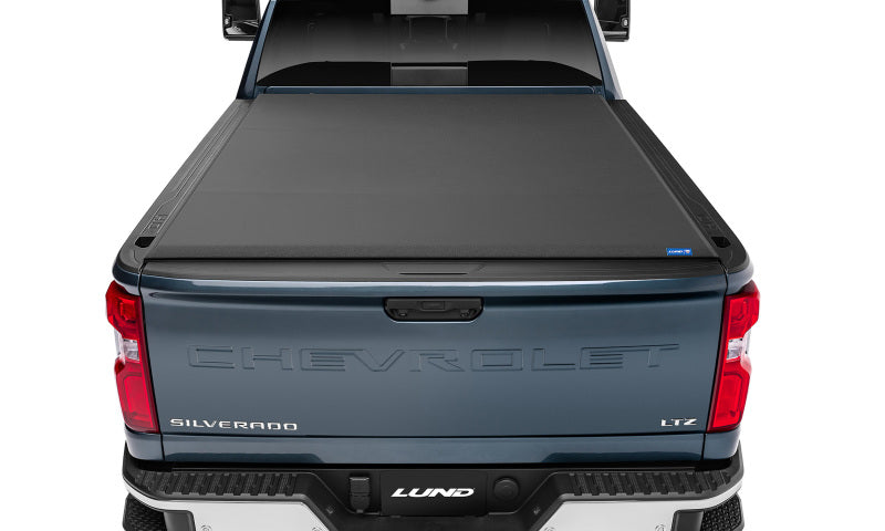 Lund 07-17 Chevy Silverado 1500 (6.5ft. Bed) Genesis Elite Roll Up Tonneau Cover - Black 96893