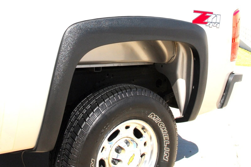 Lund 07-13 Chevy Silverado 1500 SX-Sport Style Smooth Elite Series Fender Flares - Black (2 Pc.) SX106SB