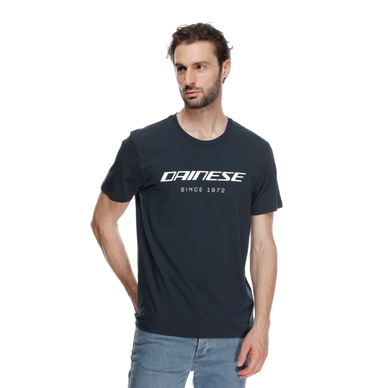 DAI Essence Wordmark T-Shirt Carbonio - Medium