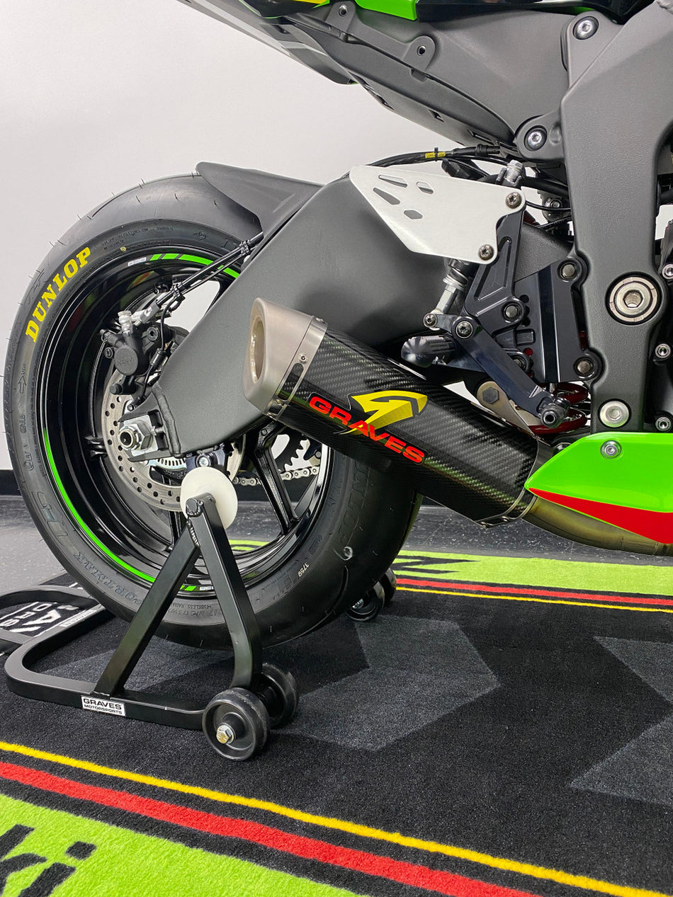 Graves motorsports kawasaki zx-6r escape de carbono deslizante con respaldo de gato 2019-2024 EXK-19ZX6-CBTC 