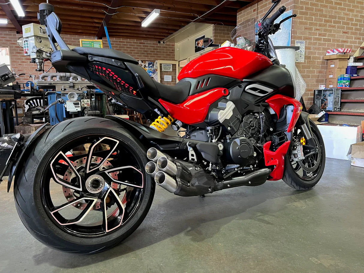 Vandemon  Ducati Diavel V4 Stealth Bimodal Quattro Titanium Exhaust System 2023-2024  DUCDVLV4TIEXHWV VA-32