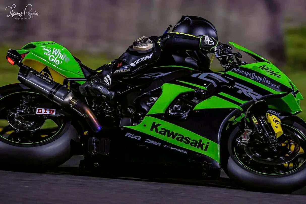 Vandemon  ZX10R /ZX10RR 2011-2025 Titanium full Exhaust system with  Carbon Fiber tip KAWAZX10EXTICFBA VA-89