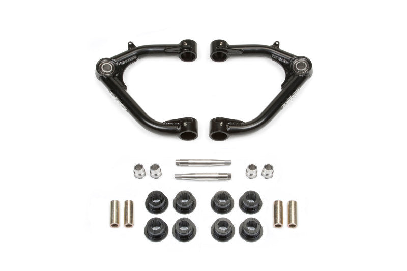 Fabtech 07-18 GM C/K1500 w/OE Forged UCA 0-6in Uniball Upper Control Arm Kit FTS21128