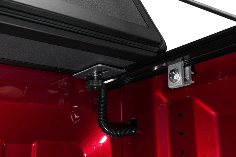BAK 19-20 Dodge Ram (New Body Style w/o Ram Box) 5ft 7in Bed BAKFlip MX4 Matte Finish 448227