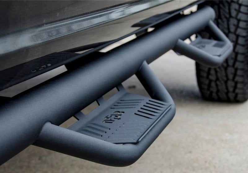 N-Fab Podium LG 15.5-17 Dodge Ram 1500 Crew Cab - Tex. Black - 3in HPD1584CC-TX