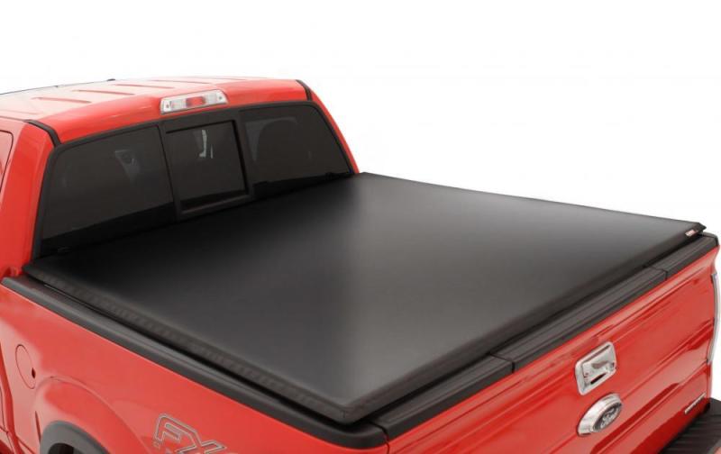 Lund 14-17 Chevy Silverado 1500 (6.5ft. Bed) Genesis Tri-Fold Tonneau Cover - Black 950193