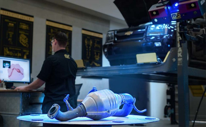 MagnaFlow 04-09 Toyota Prius L4 OEM Convertidor catalítico compatible con CARB de ajuste directo único para debajo de la carrocería