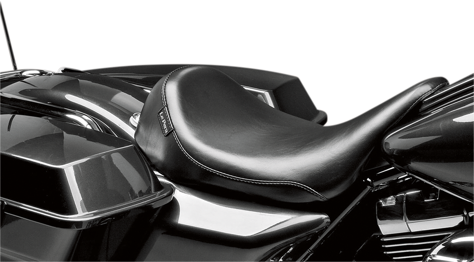 LE PERA Silhouette Solo Seat - Smooth - Black - FL '08+ LK-857