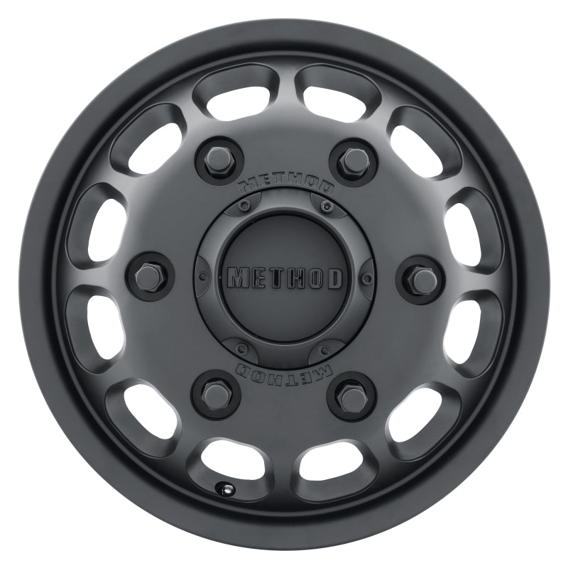 Method MR901 - FRONT 16x5.5 +117mm Offset 6x205 161.04mm CB Matte Black Wheel MR901655925117