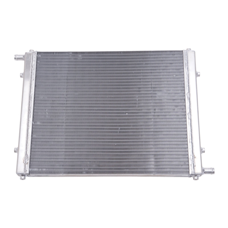 Edelbrock Heat Exchanger Single Pass Single Row 31 000 Btu/Hr 22In W X 16 5In H X 1 5In D Silver 15405
