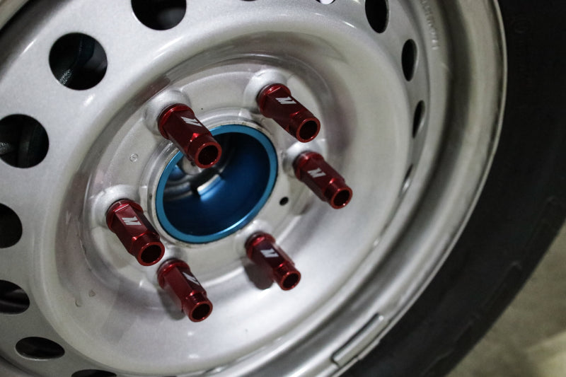 Mishimoto Aluminum Locking Lug Nuts M12x1.5 27pc Set Red MMLG-15-27LRD