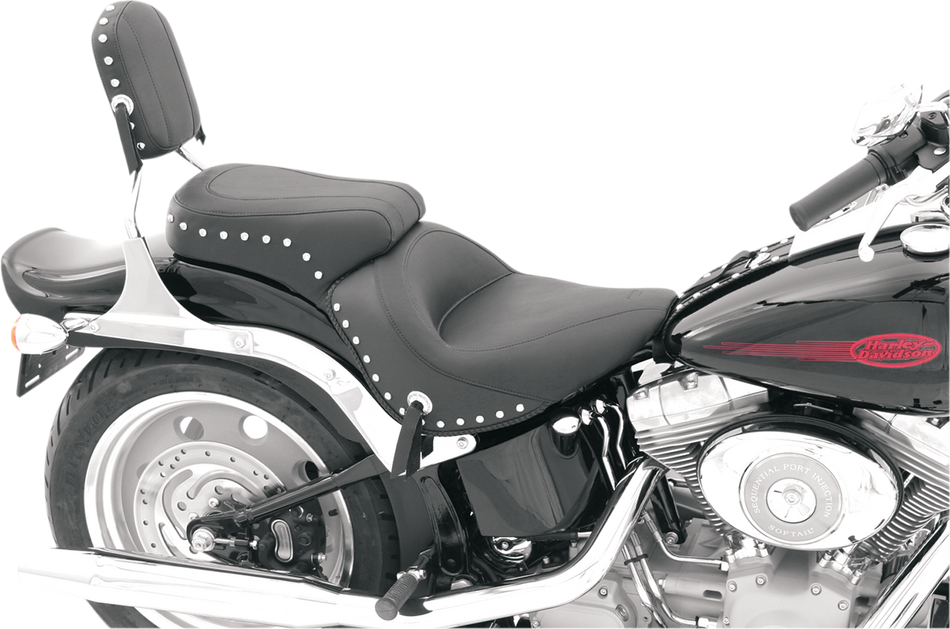 MUSTANG Studded Seat - FXST '06-'10 76401