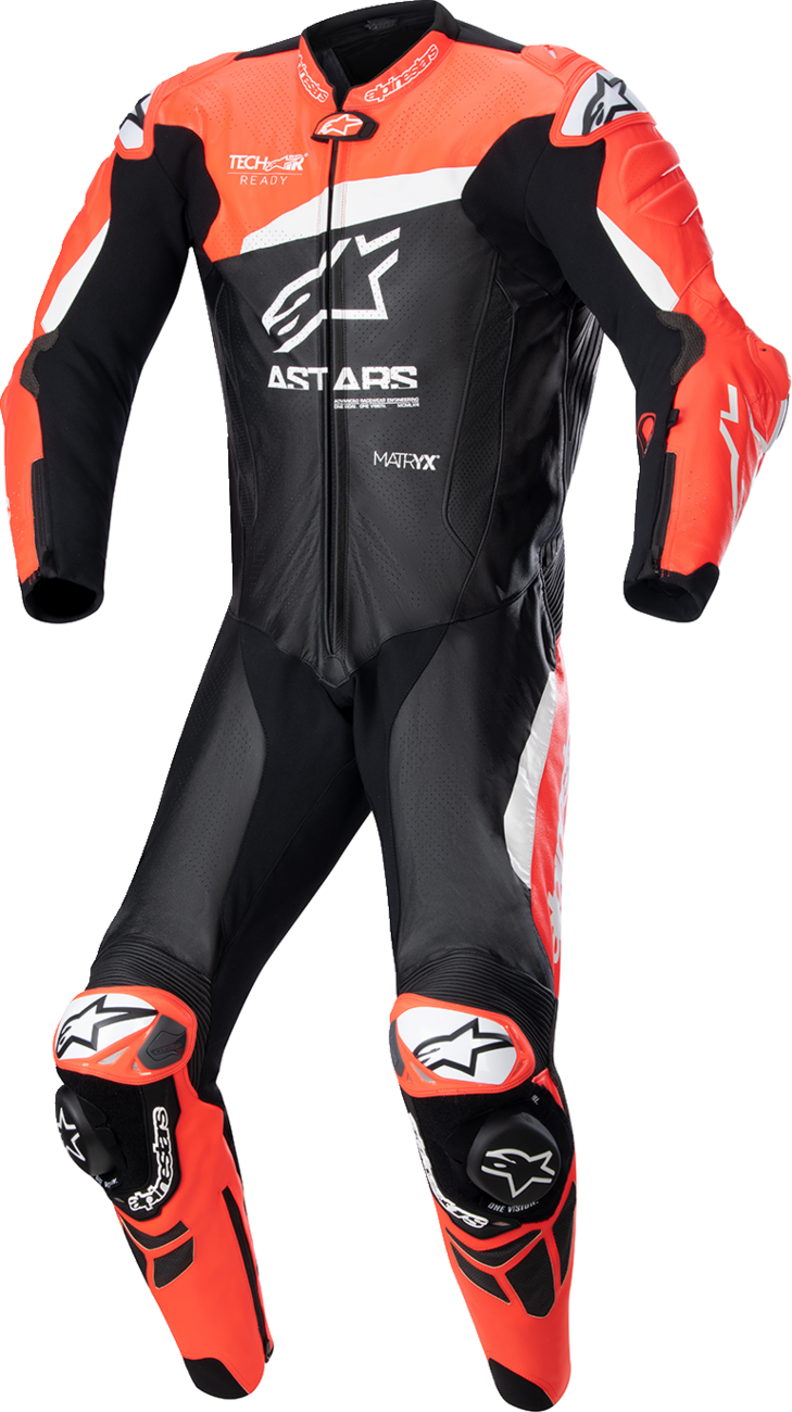 ALPINESTARS GP Plus v4 Lederkombi - Schwarz/Rot Fluo/Weiß - US 48 / EU 58 3150523132158