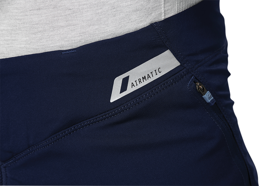 100% Airmatic Shorts - Navy - US 28 40021-00021