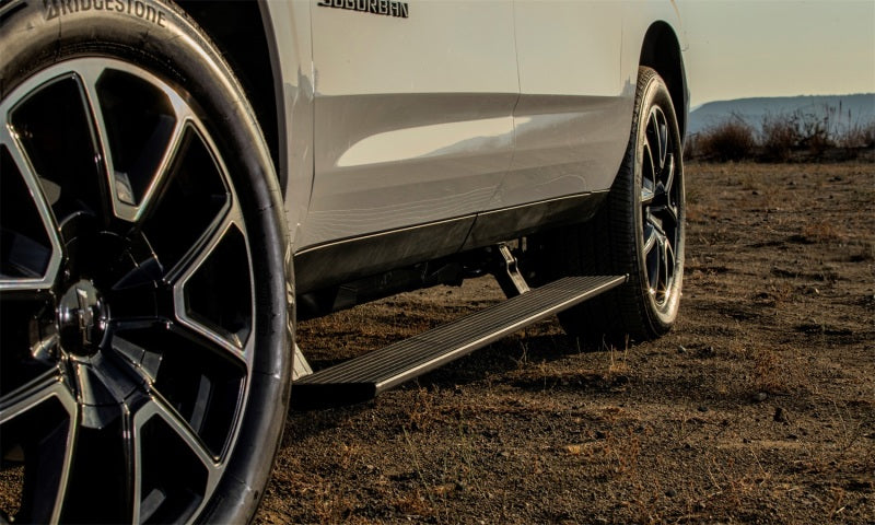 AMP Research 21-23 Chevrolet Suburban/Tahoe / 21-23 GMC Yukon (Incl. XL) PowerStep - Black 76327-01A