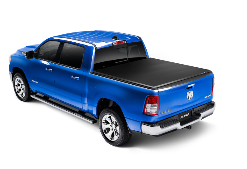 Lund 02-17 Dodge Ram 1500 (6.5ft. Bed Excl. Rambox) Genesis Elite Tri-Fold Tonneau Cover - Black 95864