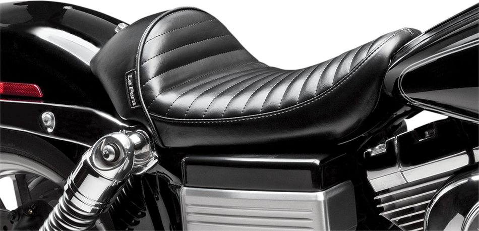 LE PERA Stubs Cafe Seat - Pleated - Black - FXD '06-'17 LK-421PT