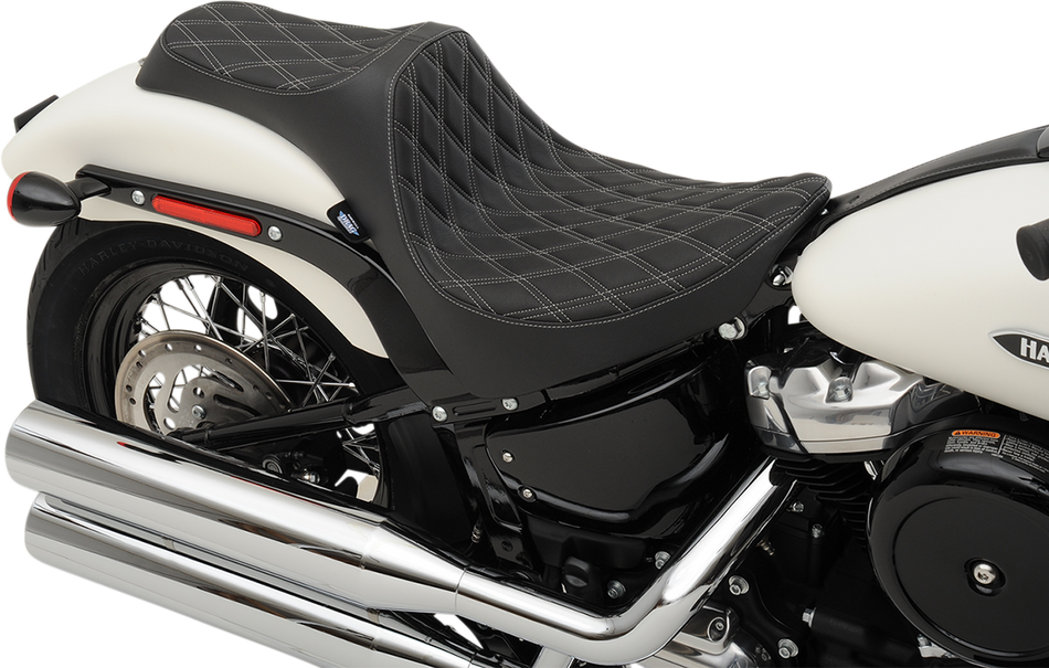 DRAG SPECIALTIES Predator III Seat - Double Diamond - Silver Stitching - FL/FX '18-'22 0802-1146