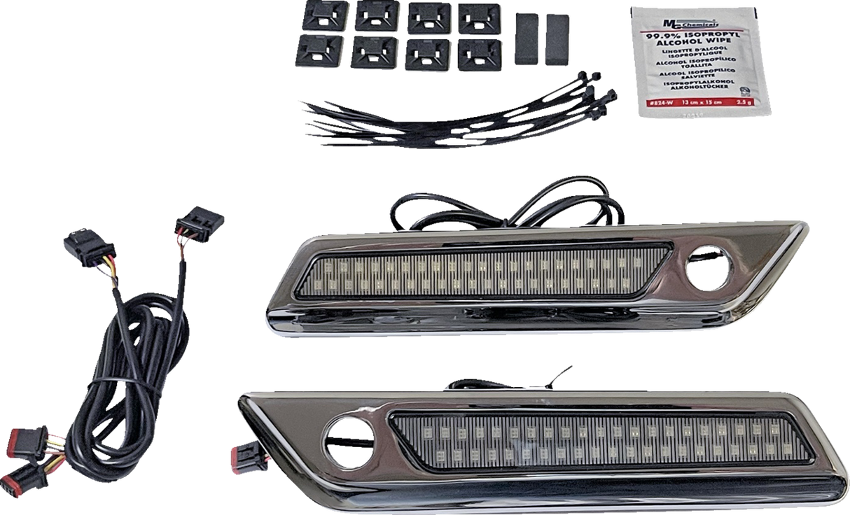 Luz de pestillo CUSTOM DYNAMICS - Alforja - Color dual - Ahumado - Cromado CD-SBL-DC-SC 