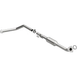 MagnaFlow Conv Direct Fit OEM 2001-2004 Toyota Sequoia Underbody 4551060