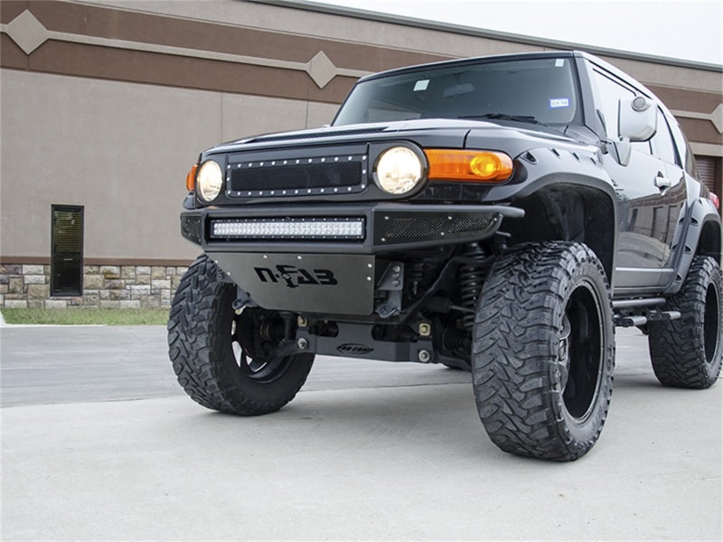 N-Fab M-RDS Front Bumper 06-17 Toyota FJ Cruiser - Tex. Black w/Silver Skid Plate T061MRDS