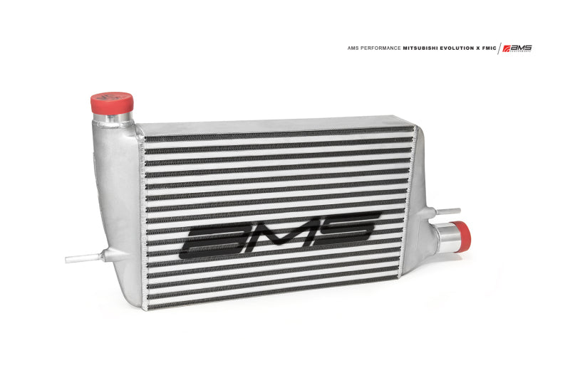 AMS Performance 08-15 Mitsubishi EVO X Frontmontage-Ladeluftkühler mit modularen gegossenen Endtanks und Logo AMS.04.09.0001-1