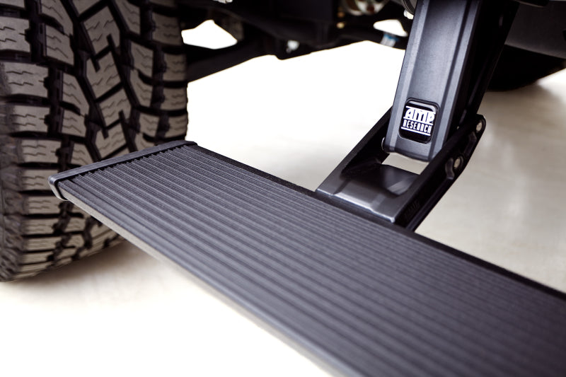 AMP Research 20-23 Jeep Gladiator (Launch/Overlnd/Rubicon/Sport/Sport S) PowerStep Xtreme - Black 78135-01A